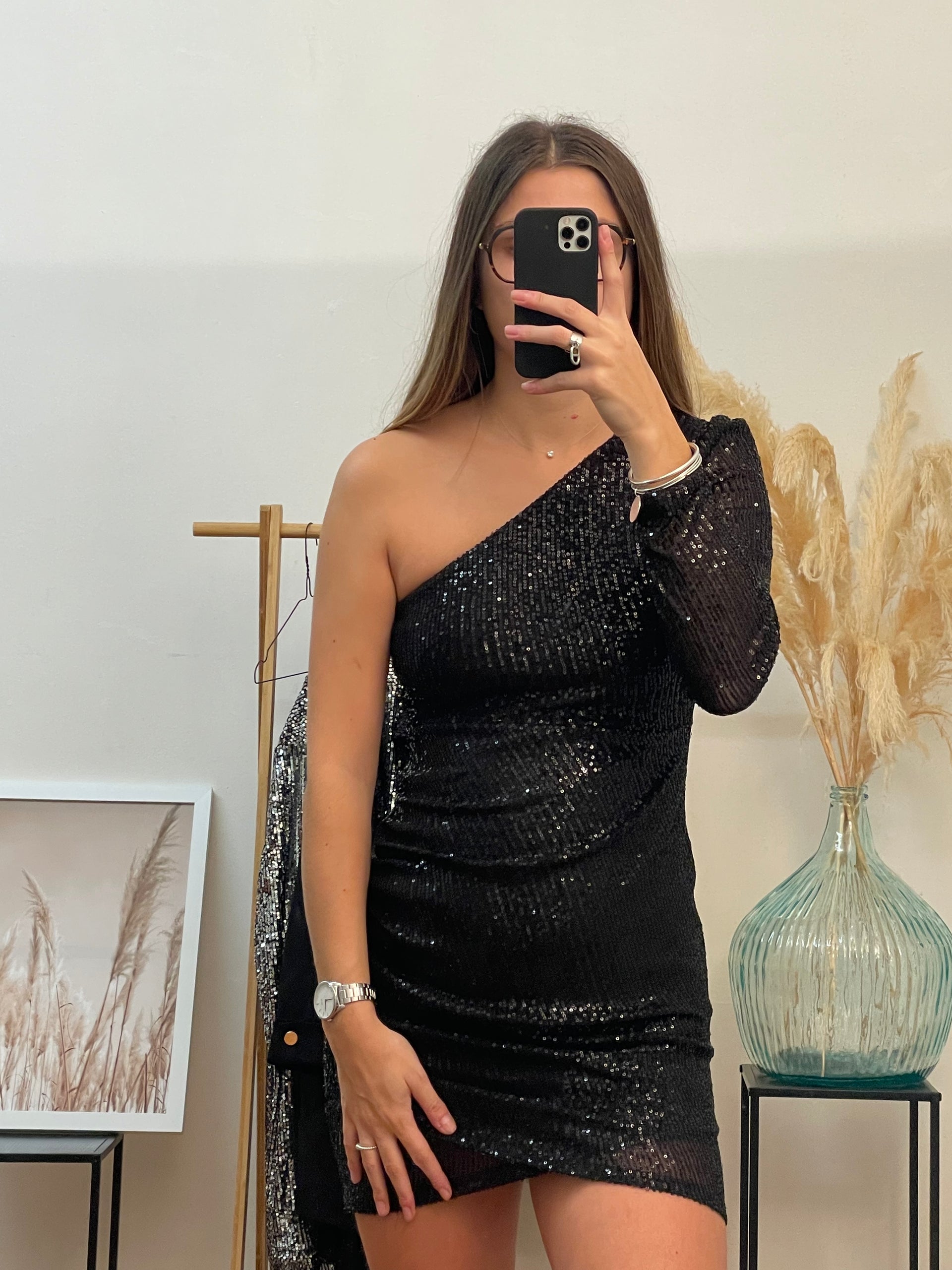 Robe best sale noir strass